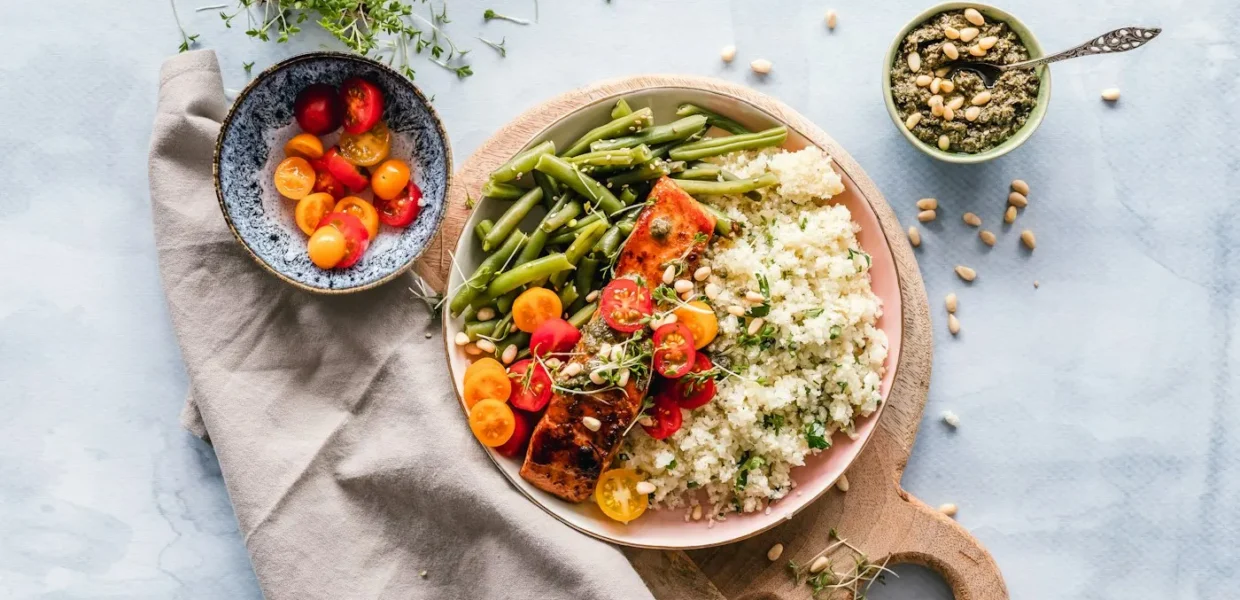Illustrative food photograph for Warm grain and vegetable salad